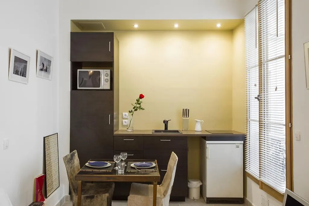 Beaune Apartment